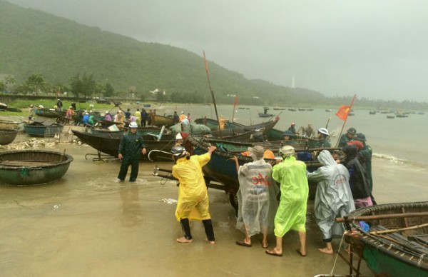 da nang hoi ha ung pho voi bao so 3