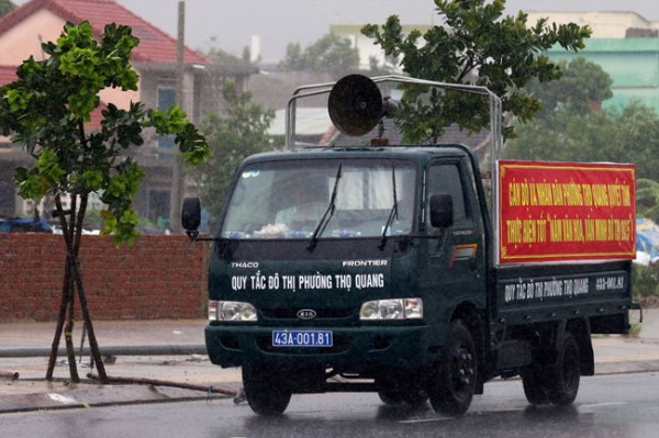 da nang hoi ha ung pho voi bao so 3