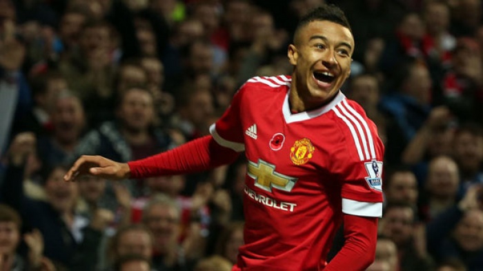 jesse lingard duoc gia han hop dong voi man utd