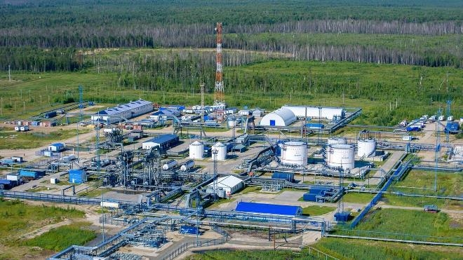 gazprom mubadala rdif hop tac phat trien cac mo dau o tay siberia