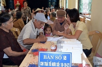 Nên lùi thời điểm tính lương hưu mới