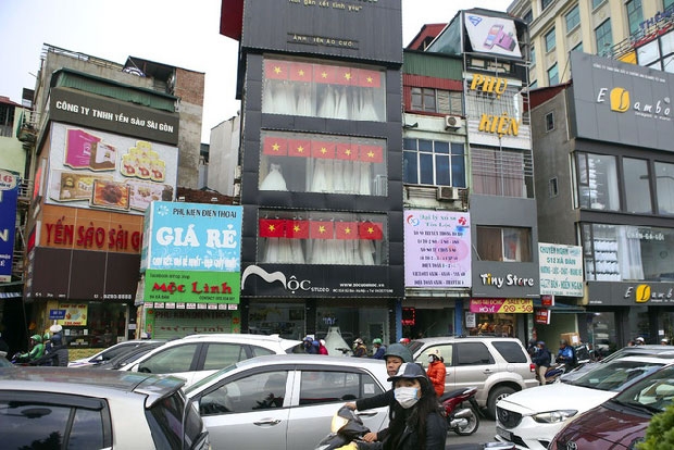 ha noi hung huc khi the co vu doi tuyen viet nam