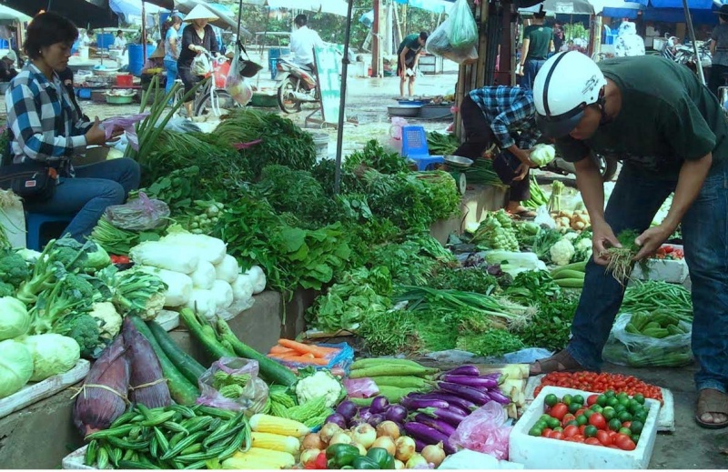 thuc day thuong mai noi dia phat trien