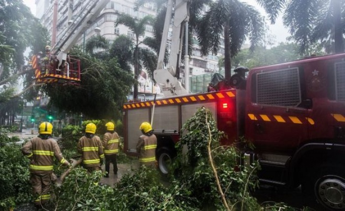 chum anh hong kong toi boi vi suc manh cua bao so 2