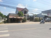 bat doi tuong trong vu no sung vao nha bi thu