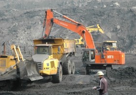 Cơ giới hóa khai thác than của Vinacomin: Còn nhiều việc phải làm