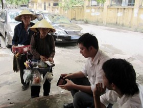 "Cha mẹ giàu thì con có" nhưng "con có" thì cha mẹ... vẫn không