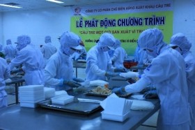 Doanh nghiệp tham gia “Giờ sản xuất vì Trường Sa”