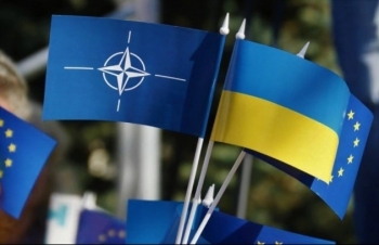NATO và EU không muốn “ôm lấy” Ukraine?