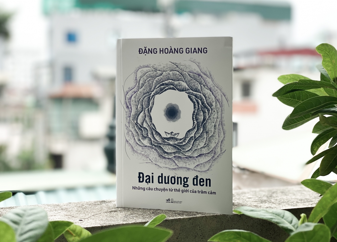 Những câu chuyện từ "Đại dương đen"