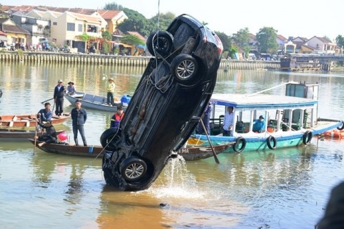 tin tuc ngay 251 nguoi dan ong bi dam chet chi vi che tao co sau