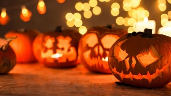 Biểu tượng và trang phục mùa Halloween