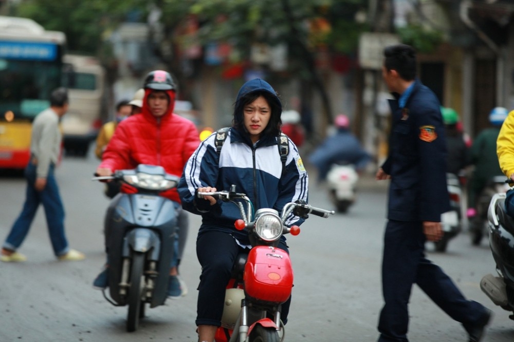 thoi tiet ngay 2710 ha noi chuyen lanh