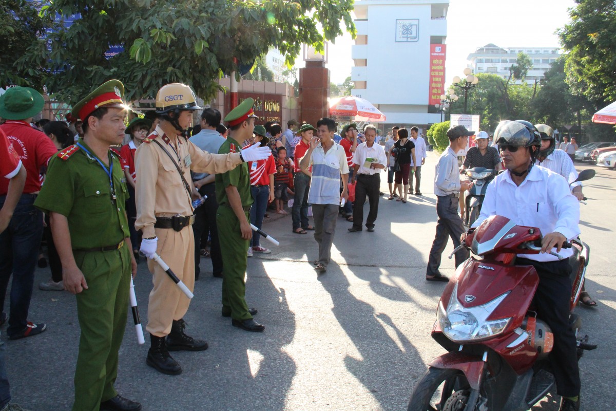 Kỳ thi THPT Quốc gia 2015: Thí sinh lo lắng trước môn thi đầu tiên