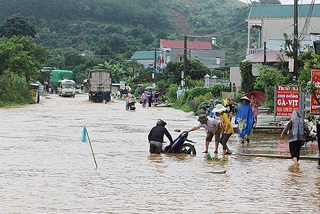 cong dien khan cua bo gddt yeu cau dam bao cho hoc sinh vung lu