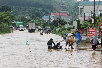 Công điện khẩn của Bộ GD&ĐT yêu cầu đảm bảo cho học sinh vùng lũ