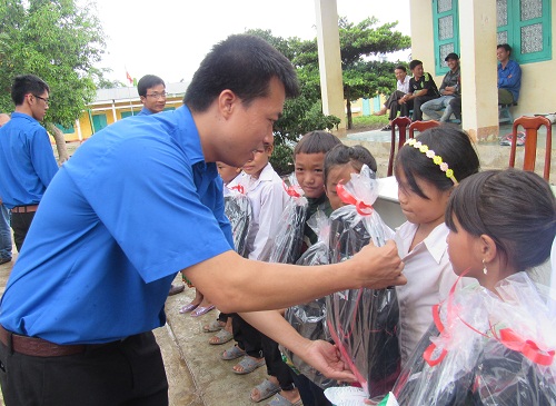 nguoi bi thu chi doan da tai cua pc dak lak