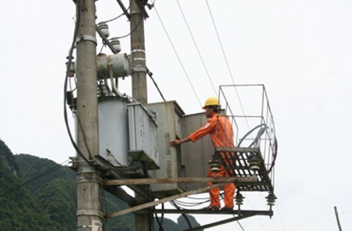 pc quang binh vuot kho di len