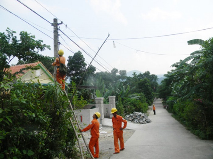 chuyen tiep nhan luoi dien ha ap nong thon o quang binh