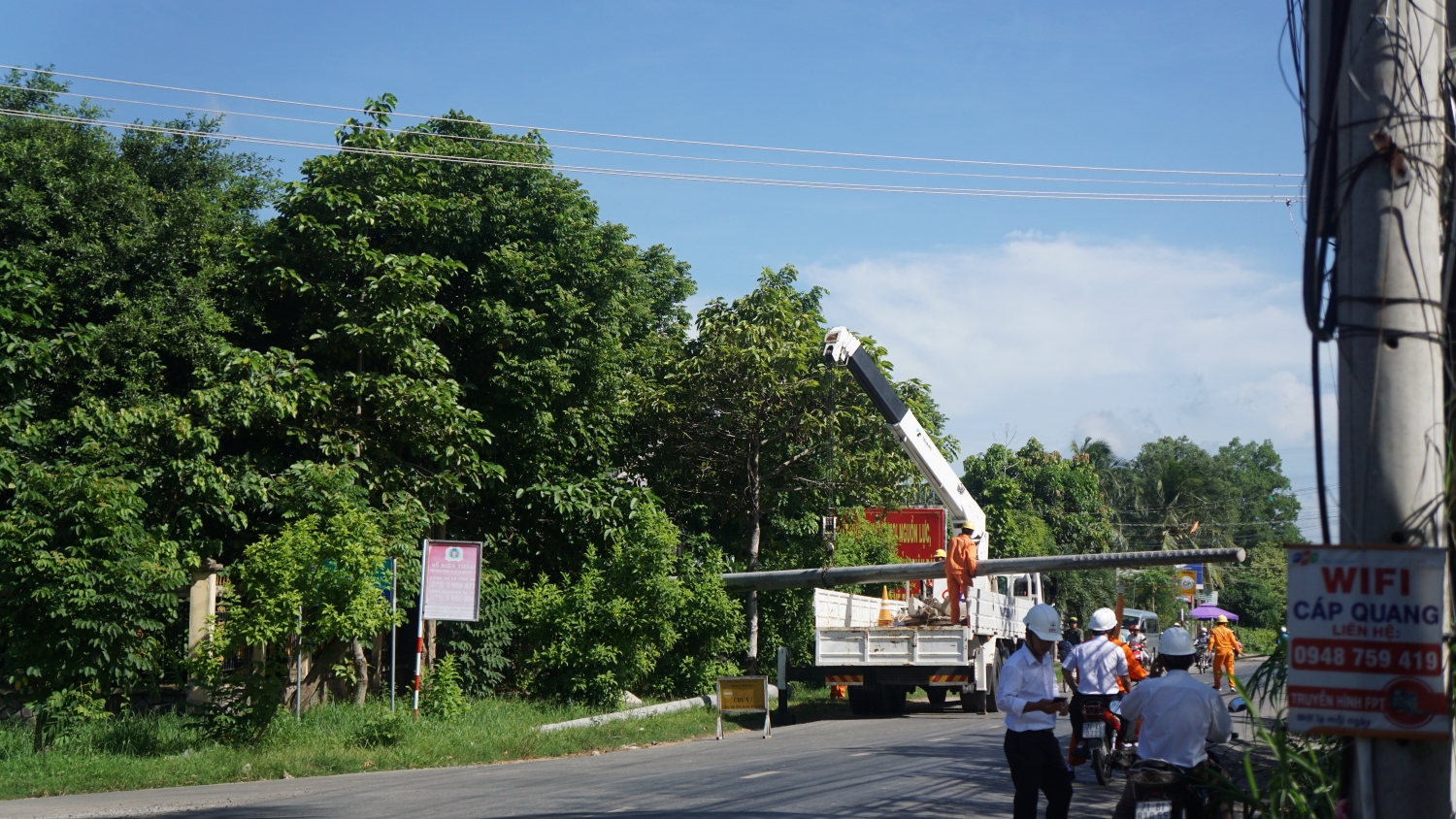 Điện lực miền Nam diễn tập ứng phó sự cố lưới điện do mưa bão