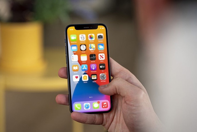 Apple nên khai tử iPhone 12 Mini? - 1