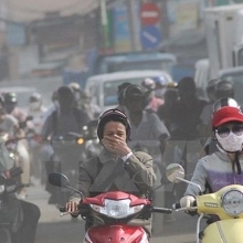 chat luong khong khi ha noi da co cai thien nhung van dang bao dong