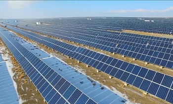 Mạng lưới năng lượng tái tạo ở Tân Cương