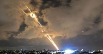 Israel và Hamas ngừng bắn sau 11 ngày chiến sự rung chuyển Trung Đông
