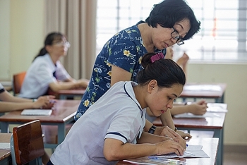 Đại học muốn tổ chức thi tuyển riêng, nhưng lo tốn kém