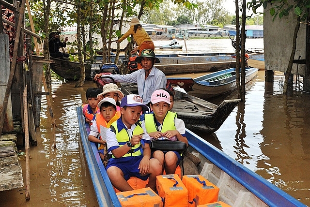 nhung con do di tim chu cua hoc tro vung song nuoc mien tay