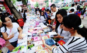 Người Việt ngày càng ít đọc sách: Chuyện không có gì là lạ!