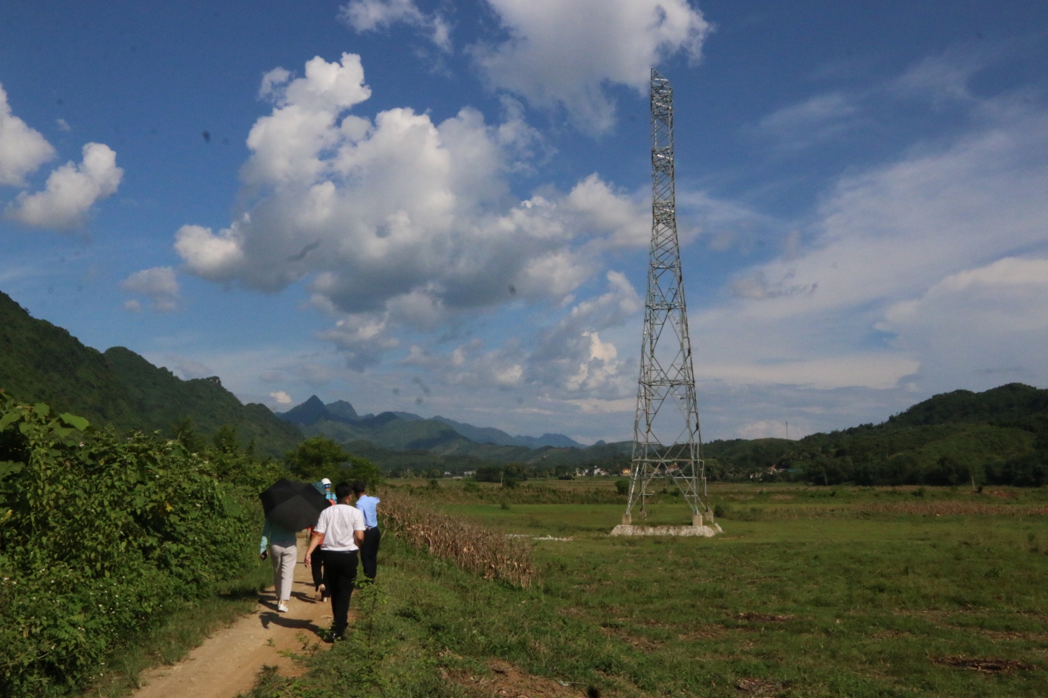 Gỡ vướng mắc GPMB cho dự án ĐZ 220 kV mạch kép đấu nối trạm biến áp (TBA) 220 kV Bắc Quang