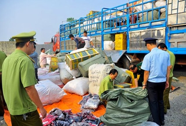 doanh nghiep danh trao vai nguyen lieu thanh hang phe pham de tron thue