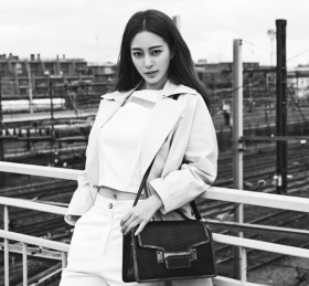 “Mỹ nhân” Han Ye Seul đẹp hoàn hảo trên tạp chí Marie Claire