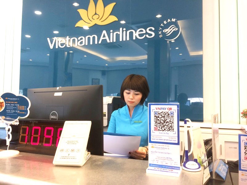 vietnam airlines hop tac vnpay thanh toan mua ve bang qr code