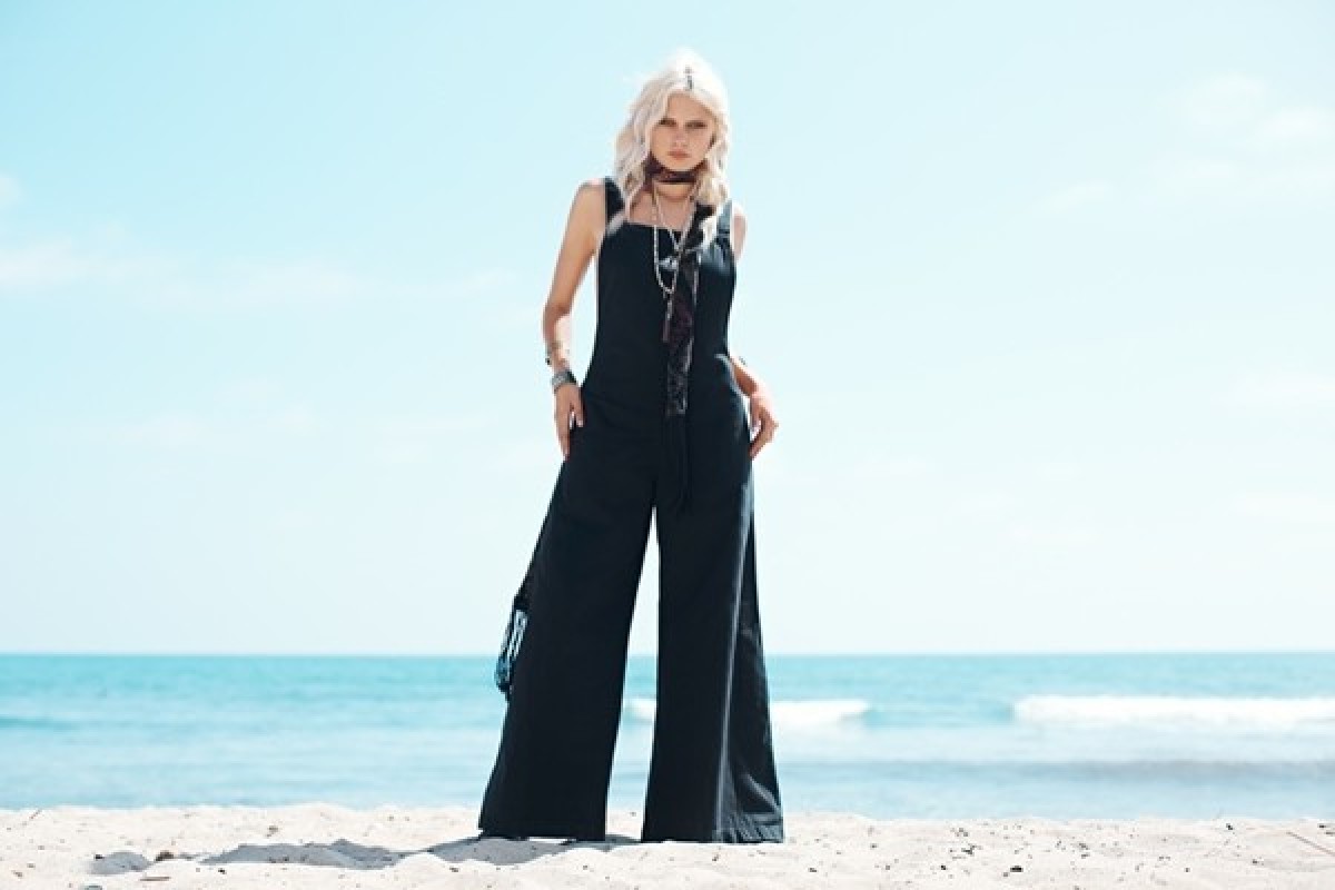 Cùng lookbook Free People níu kéo mùa hè