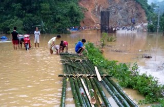 Thanh Hóa ngập trong mưa lũ