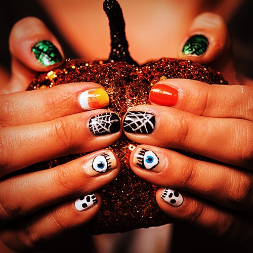 Những mẫu nail không thể bỏ qua dịp Halloween