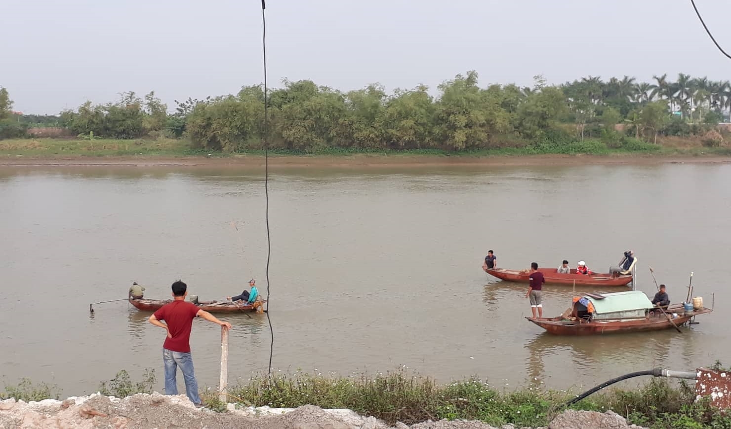 thai binh hai vo chong tu vong do lat thuyen danh ca