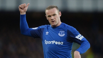 Rooney đạt thỏa thuận sang Mỹ, MU vẫn phải gồng mình trả lương