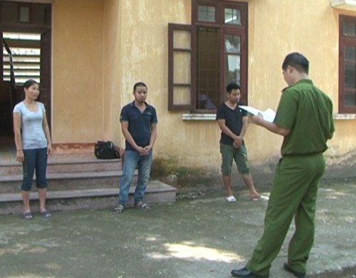 Thanh niên ngây thơ bị đồng hương giăng bẫy trộm ôtô