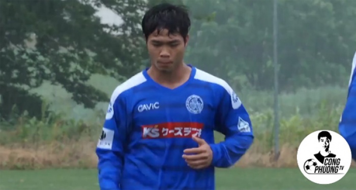 cong phuong lai du bi tran mito hollyhock vs chiba