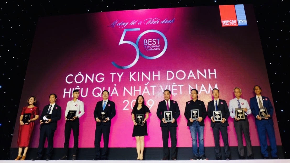 tap doan bao viet bvh doanh nghiep viet ty do trong top 50 cong ty kinh doanh hieu qua nhat viet nam