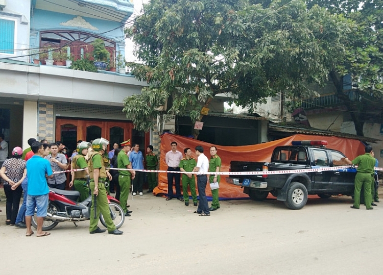 doi tuong no sung o dien bien luc sang som la ai