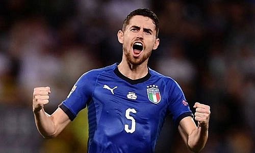 jorginho giai cuu italy khoi that bai truoc ba lan