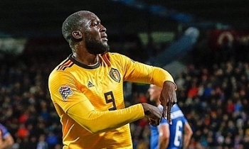 Bỉ ra quân thuận lợi trong ngày Lukaku lập cú đúp