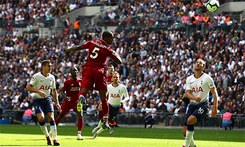 liverpool ha tottenham giu mach toan thang tai ngoai hang anh