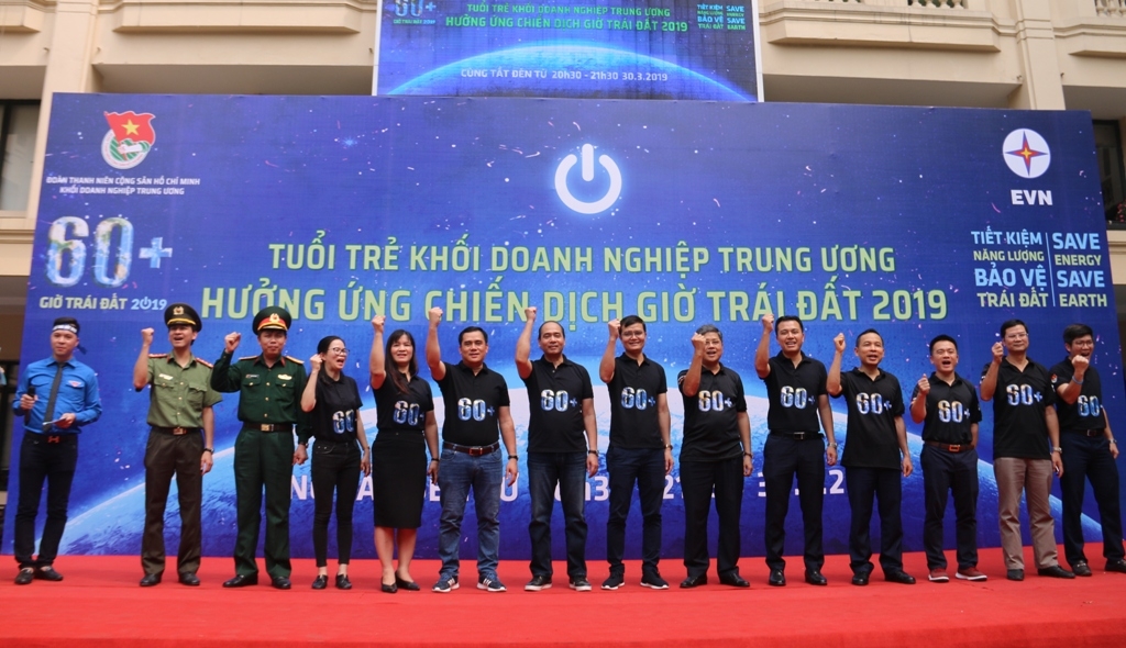 tuoi tre khoi doanh nghiep trung uong huong ung gio trai dat 2019