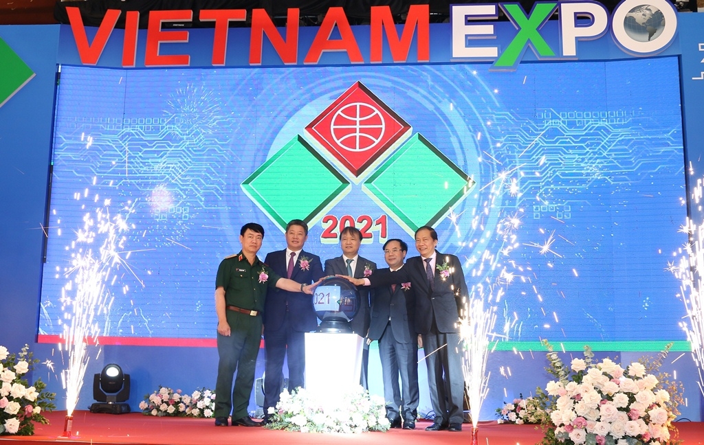 Hơn 300 doanh nghiệp trưng bày sản phẩm tại Vietnam Expo 2021