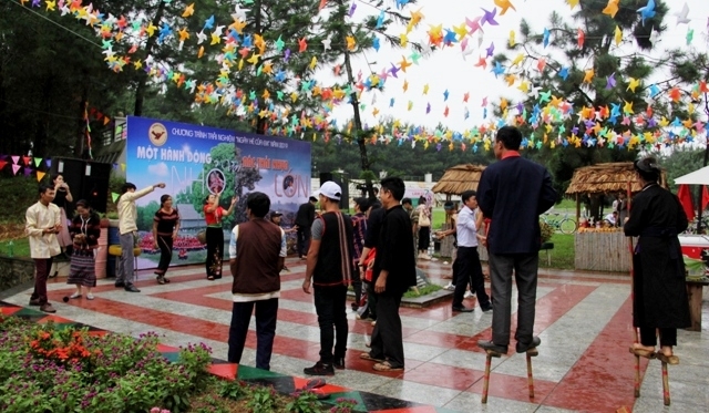 nhieu hoat dong hap dan soi dong voi huong vi mua he